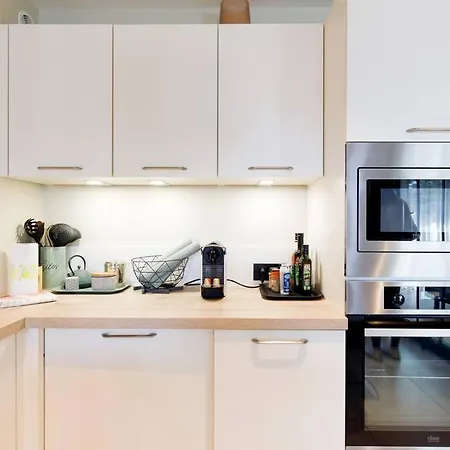 Marriott Area Superb 1 Bedroom 아파트 칸느
