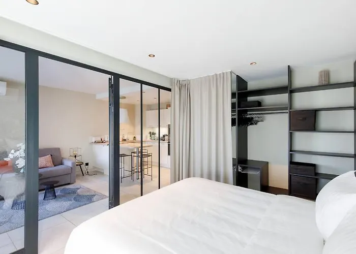 Marriott Area Superb 1 Bedroom * 칸느